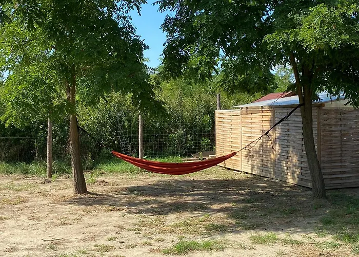 Tisza-Lak Apartmanhazak